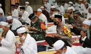 Salat Hajat Warnai Pergantian Tahun