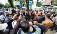 Demo Dukung Kewenangan Minerba Kembali ke Daerah