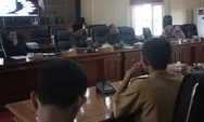 Warga Keluhkan Kerusakan Jalan ke DPRD Balangan