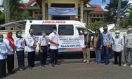 BRI Serahkan Ambulans dan Beasiswa