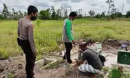 Viral, Warga Bawa Jenazah Bayi Pakai Sepeda Motor