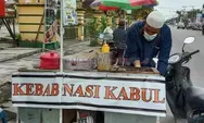 Bule Argentina Jual Kebab dan Nasi Kebuli
