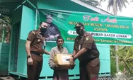 Kakek Sebatang Kara di Teluk Nibung Ini Terkejut Didatangi Kejari TBA, Ternyata...