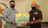 Wali Kota Medan Serahkan Bantuan Dana Hibah Kepada DPC LVRI