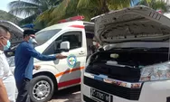 Bupati Aceh Selatan Peuseujuk Tiga Mobil Ambulance dan Tujuh Unit Trail