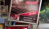Sat Pol PP Kota Medan Bongkar 7 Papan Reklame Tak Berijin