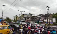Simpang Ring Road Gagak Hitam-Setiabudi Macet Akibat Traffic light Mati