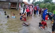 Asyiiik !! Banjir di Pantai Harapanjaya Malah Jadi Destinasi Wisata Gratis