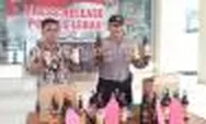 Polisi Periksa Penyalur Ratusan Botol Miras Siap Edar di Lebak 