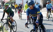 Pantau Arus Jalur Wisata Kapolda Banten Gowes Sepeda ke Anyer