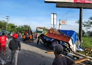 Truk Angkut Kelapa Seruduk Motor di Jalan Lingkar Salatiga, 3 Orang Meninggal