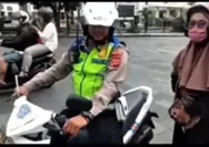 Ngidam naik motor patroli, ibu muda di Tasikmalaya nekat kejar polantas, lihat yang terjadi!