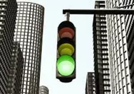 Kenapa Harus Ada Trafic Light Di Setiap Perempatan Jalan??