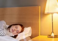 Tak Disangka, Tidur Terang-Terangan Picu Penyakit Jantung, Ini Fakta Ilmiahnya!