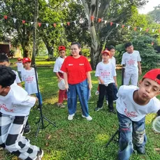 IFG dan Anggota Holding Turut Serta Rayakan HUT Kemerdekaan RI ke-80 Bersama Masyarakat