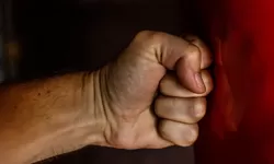 PWI Jabar Mendesak Kepolisian Mengusut Tuntas Dugaan Penganiayaan terhadap Dua Wartawan di Karawang