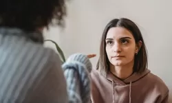 Menurut Psikologi Orang Sering Berkata Kasar, Begini Kata Psikolog Dokter Francis Compton 