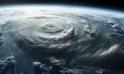 BMKG Pantau Terus Tiga Bibit Siklon yang Lahirkan HUjan Lebat dan Angin Kencang di Indonesia 