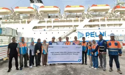 Pelindo Regional 1 Belawan dan SPMT Branch Belawan Lepas Kapal Terakhir 2025 dan Sambut Kapal Perdana Awal Tahun 2026