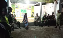 Babinsa Musuk Bersama Warga Gelar Patroli Malam, Perkuat Siskamling dan Rasa Aman di Tamansari