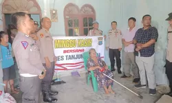 Polres Tanjung Balai Gelar "Minggu Kasih", Salurkan Sembako dan Serap Aspirasi Warga Datuk Bandar
