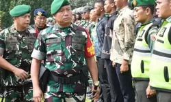 Danrem 083/Baladhika Jaya Pimpin Apel Gelar Pasukan Pengamanan Kunjungan Presiden di Malang Raya