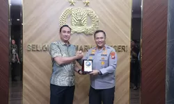 KA BNN RI KUNJUNGI POLDA KEPRI, PERKUAT SINERGI PEMBERANTASAN NARKOTIKA