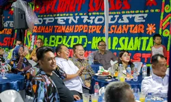 Wali Kota Pematangsiantar didampingi Ketua TP PKK Pematangsiantar