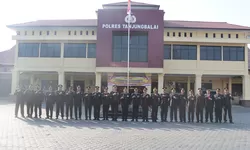 Berikan Pengabdian Terbaik, Personel Polres Tanjung Balai Terima Tanda Kehormatan Satyalancana
