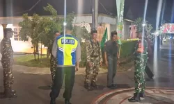 Koramil 01/Boyolali Gelar Patroli Malam Bersama Linmas dan Warga di Tegal Rejo