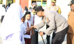 Kapolres Langkat Pimpin Upacara di Yayasan Al-Ihsan, Tekankan Disiplin, Anti Bullying, dan Kepedulian Sosial