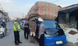 Ops Keselamatan Toba 2026: Sat Lantas Polres Tanjung Balai Ingatkan Sopir Pick-Up Soal Bahaya Overload