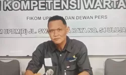 Sugito Lulus UKW Fikom Moestopo
