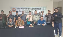 9 Wartawan Kompeten, UKW Fikom Moestopo Sukses Digelar
