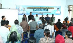 Wako Pematangsiantar  diwakili Asisten Administrasi Umum  membuka Musrenbang Kec.Siantar Marihat.