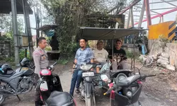 Sambangi Warga, Bhabinkamtibmas Polsek Teluk Nibung Pererat Silaturahmi Lewat Program DDS