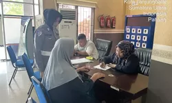 Dekatkan Diri ke Masyarakat, Satlantas Polres Tanjung Balai Gelar Program "Polantas Menyapa"