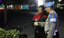 Polres Langkat Gelar Sahur On The Road Hari Ke-4, Perkuat Kepedulian Sosial dan Layanan 110 di Bulan Suci Ramadhan