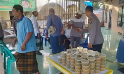 Wujud Kepedulian, Polres Tanjung Balai Sebar Ratusan Cup Takjil