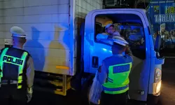 Hari Ke-5 Ramadhan, Sahur On The Road Polres Langkat Bersama Polsek Jajaran dan Sat Polairud