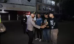 Hari ke-8 Ramadhan, Polres Langkat dan Jajaran Gelar Sahur On The Road