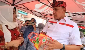 Kunjungi Budidaya Maggot, Plt Wali Kota Bekasi Puji KWT Tytan Indah Sejahtera