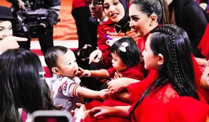 Rayyanza Beri Kado Ameena di Pesta Ulang Tahun Pertama, Isinya nggak Kaleng-kaleng