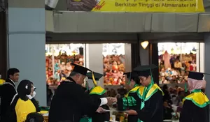 UI Mewisuda 2.083 Sarjana Program Profesi, Spesialis, Magister, Doktor dan 10 Mahasiswa Peraih IPK 4 di Depok