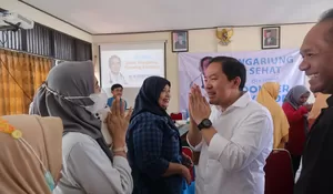 Jadi Idola Emak-emak, Dokter Rayendra Sering 'Disandera' Saat Silaturahmi