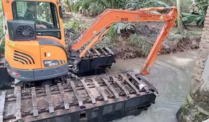 DPUPR Normalisasi Kali Cipinang Kelurahan Curug