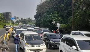 Info Rekayasa Lalulintas di Puncak Bogor Terkini, Polisi Terapkan One Way Sejak Pagi