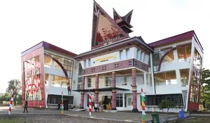 Menengok Perpustakaan Raja Naga Jambe yang Berkonsep Ruang Terbuka Inklusif