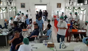 Lapas Khusus Gunungsindur Gandeng GPIB Karunia Berikan Pengobatan Bagi Ratusan WBP