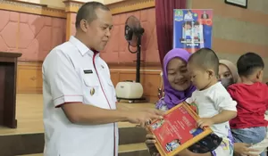 Hadiri Seminar Imunisasi 2023, Plt Wali Kota Bekasi Tri Adhianto : Tingkatkan Pengelolaan Posyandu